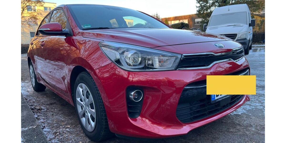 Kia Rio 43.500 km 10.800 &euro; Böblingen 71034
