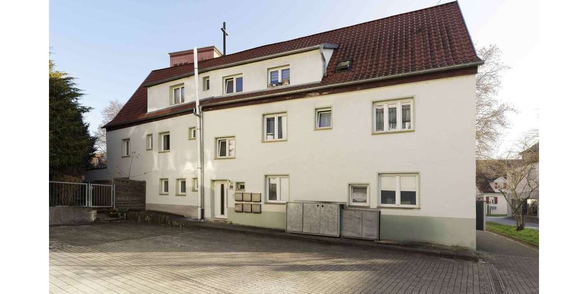 Haus zum Kaufen in Stuttgart 1.150.000 € 398.36 m² 18 zimmer