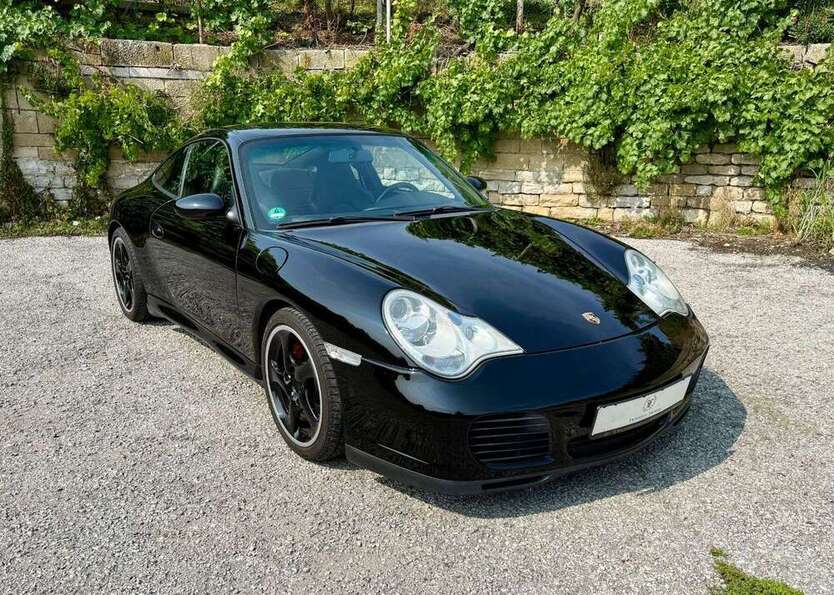 996