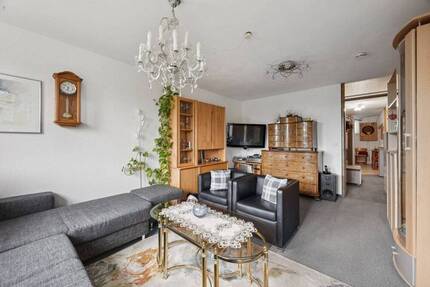 Attraktive 2-Zimmer-Wohnung mit 64 m² in zentraler Lage von Eglosheim
