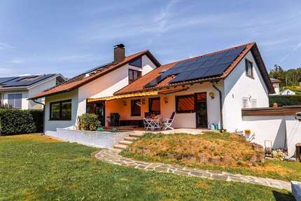 Haus Ostelsheim - 7 Zimmer, 229 m&sup2;, 799.000&euro; | Angebot:27398627