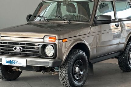 Lada Taiga 38.000 km 13.990 &euro; Marbach am Neckar 71672