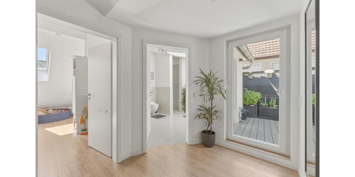 Doppelhaushälfte Stuttgart Hedelfingen - 6 Zimmer, 206 m&sup2;, 1.099.000&euro; | Angebot:26916782