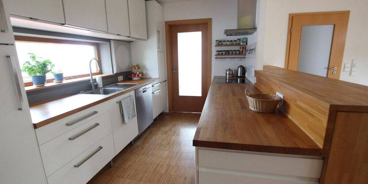 Einfamilienhaus Nürtingen - 5 Zimmer, 183 m&sup2;, 865.000&euro; | Angebot:26906398