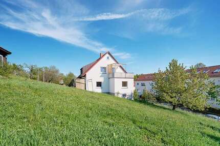 Haus zum Kaufen in Neuhausen auf den Fildern 890.000 € 767.8 m² 5 zimmer