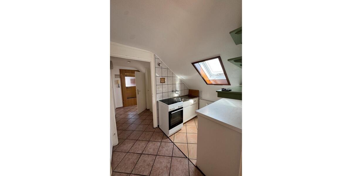 Dachgeschoßwohnung Leinfelden-Echterdingen Echterdingen - 2 Zimmer, 54 m&sup2;, 700&euro; | Angebot:26615046
