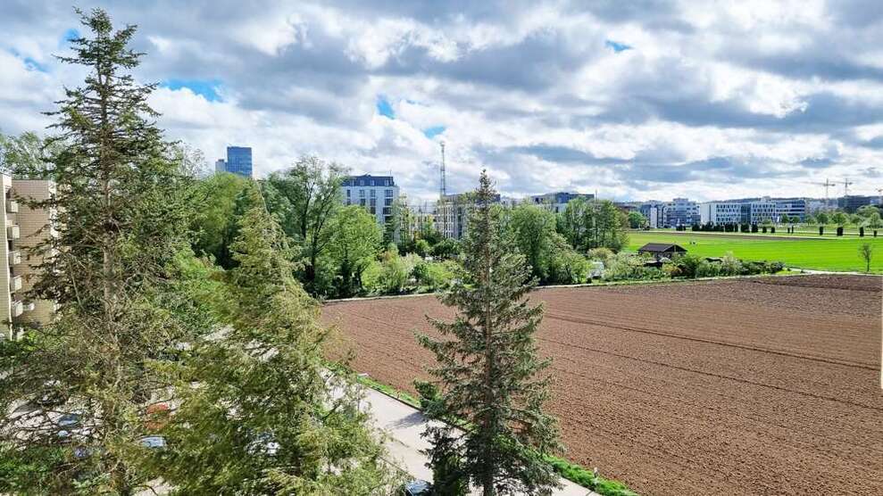 Wohnung zum Kaufen in Stuttgart 219.000 € 55.37 m²
