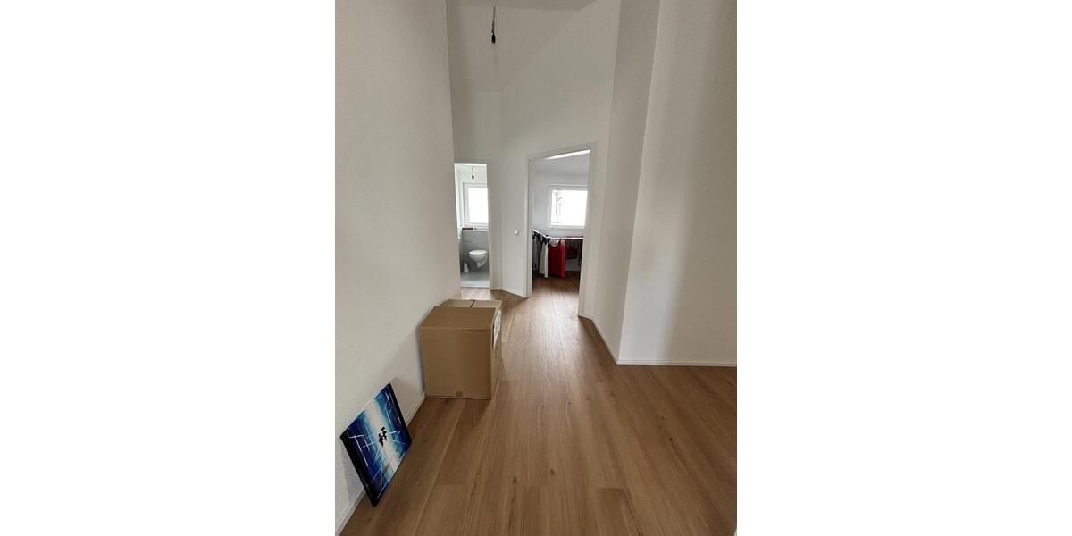 Etagenwohnung Ludwigsburg Hoheneck - 3.5 Zimmer, 90 m&sup2;, 1.350&euro; | Angebot:26089403