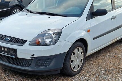 Ford Fiesta 163.456 km 2.490 € Kirchheim unter Teck 73230