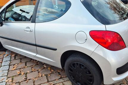 Peugeot 207 157.400 km 2.650 € Filderstadt 70794