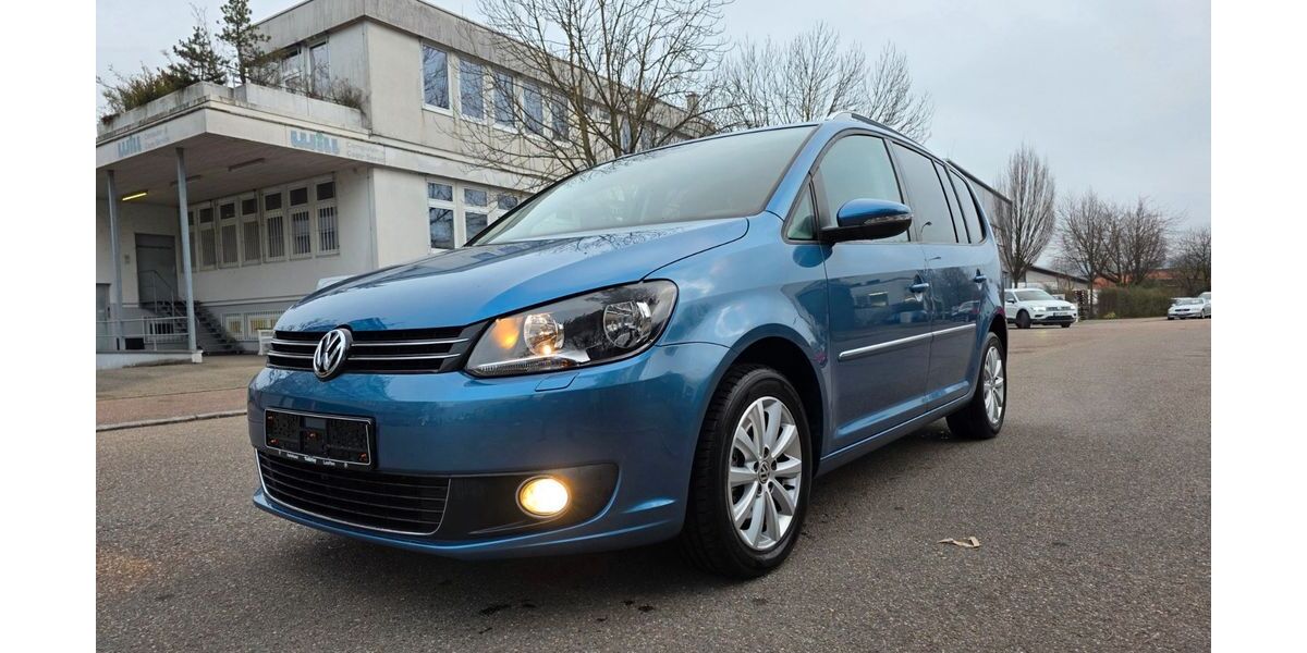 VW Touran 77.709 km 14.000 € Fellbach 70736