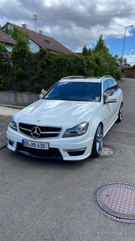 Mercedes-Benz C 63 AMG 153.000 km 36.000 € Herrenberg 71083