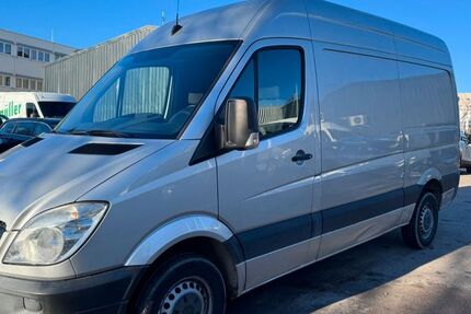 Mercedes-Benz Sprinter 182.836 km 8.999 &euro; Korntal-Münchingen 70825