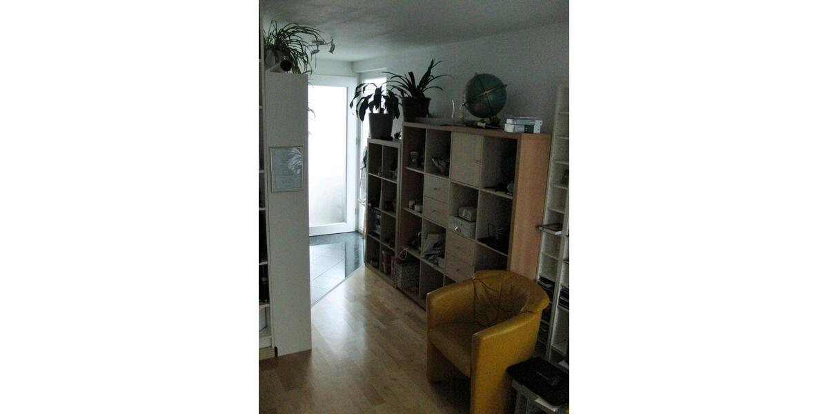 Hochparterre Stuttgart Degerloch - 3 Zimmer, 70 m&sup2;, 1.350&euro; | Angebot:26316447