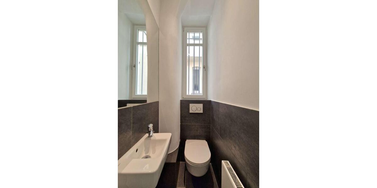 Erdgeschoßwohnung Stuttgart Stuttgart-West - 4 Zimmer, 105 m&sup2;, 2.215&euro; | Angebot:26296407