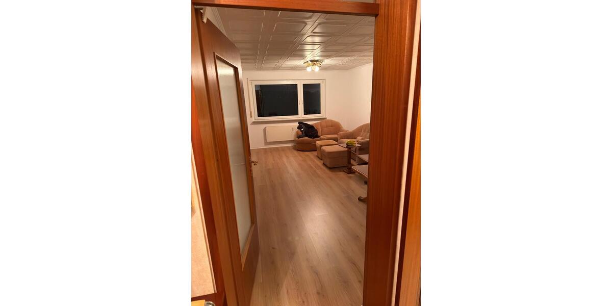 Etagenwohnung Stuttgart Degerloch - 2.5 Zimmer, 63 m&sup2;, 257.000&euro; | Angebot:26375445