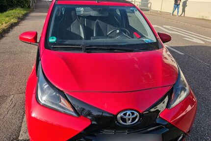 Toyota Aygo (X) 155.000 km 3.995 &euro; Esslingen 73732