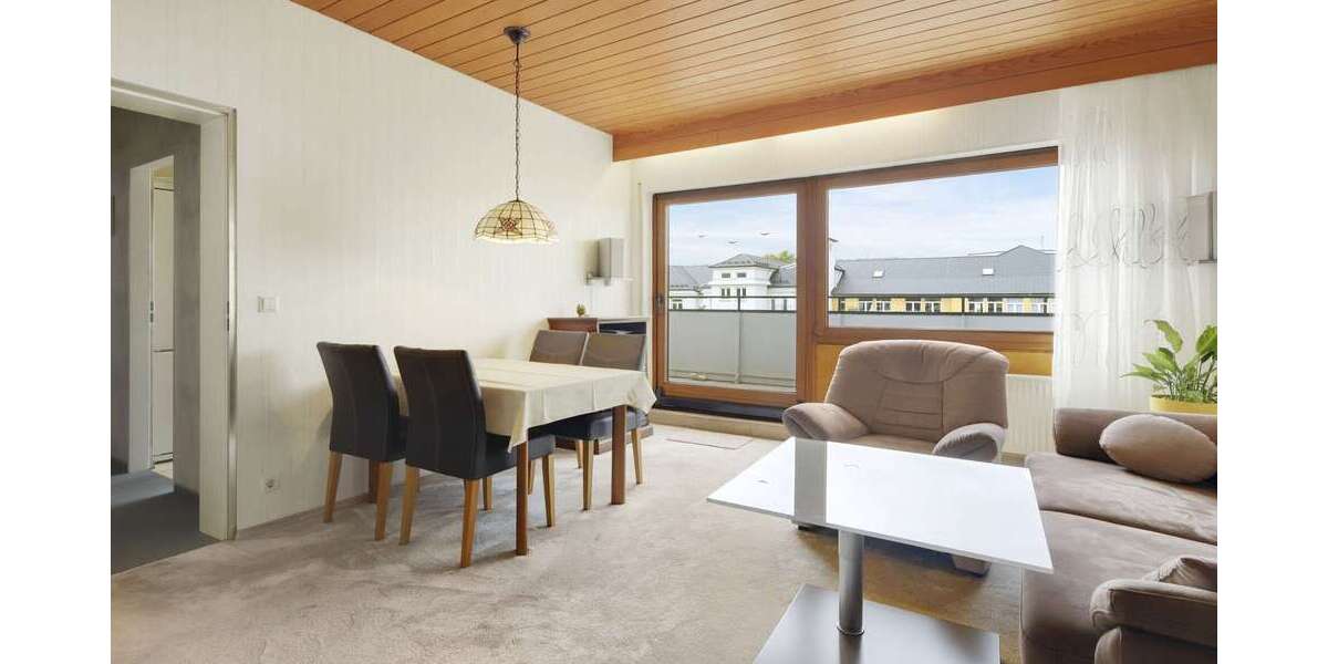 Etagenwohnung Stuttgart / Untertürkheim Untertürkheim - 3 Zimmer, 73 m&sup2;, 280.000&euro; | Angebot:26096381