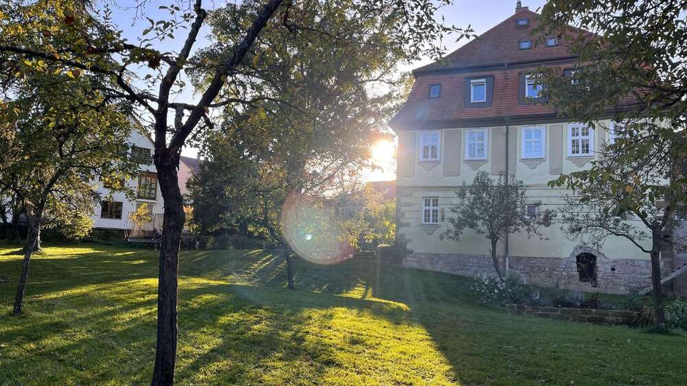 Wohnung zum Mieten in Korntal-Münchingen 1.950 € 165 m² 5 zimmer