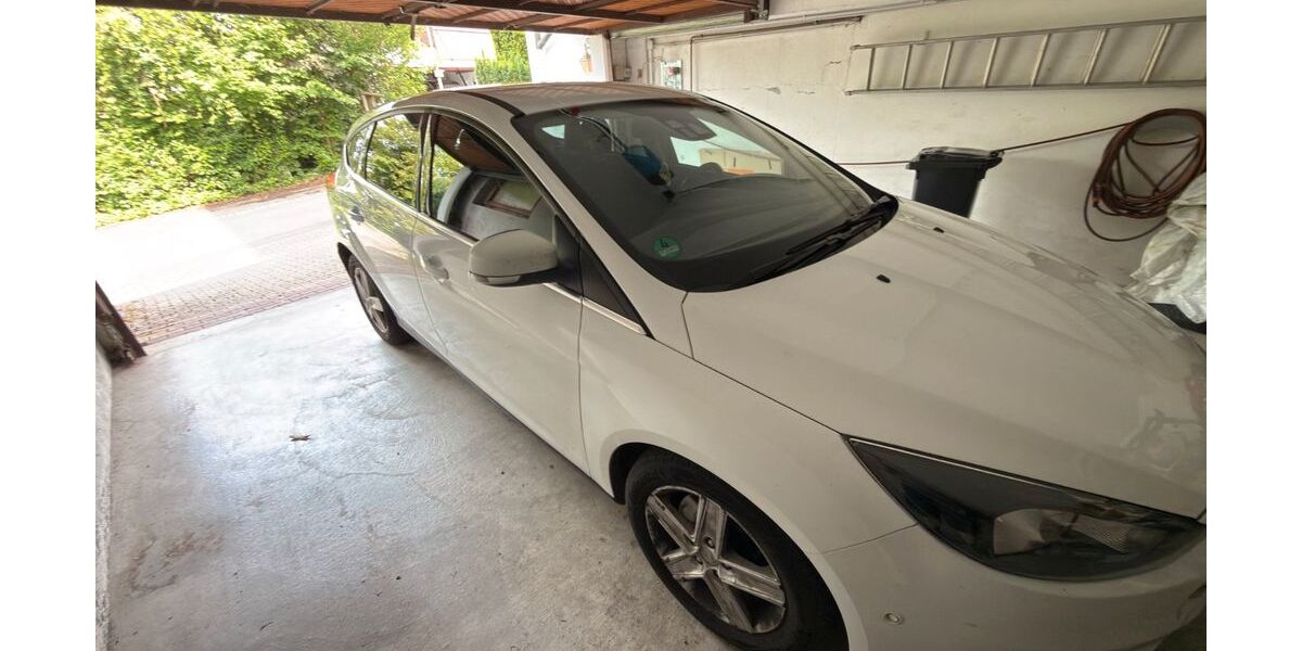 Ford Focus 173.000 km 6.490 &euro; Albershausen 73095
