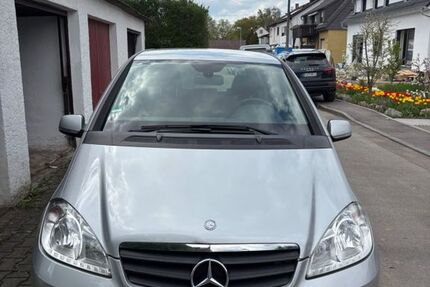 Mercedes-Benz A 180 207.500 km 2.999 &euro; Sindelfingen 71069