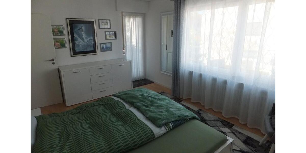 Hochparterre Waiblingen Beinstein - 4.5 Zimmer, 130 m&sup2;, 585.000&euro; | Angebot:26398822