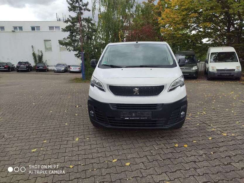 Peugeot Expert 175.000 km 11.790 € Waiblingen-Neustadt 71336