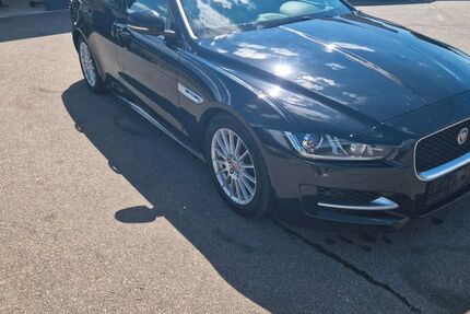 Jaguar XE 144.100 km 9.999 &euro; Holzgerlingen 71088