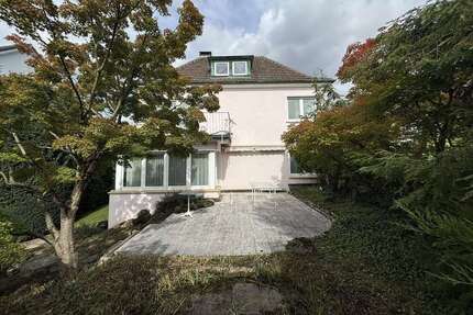 Haus Stuttgart Feuerbach - 7 Zimmer, 213 m&sup2;, 1.150.000&euro; | Angebot:26227087