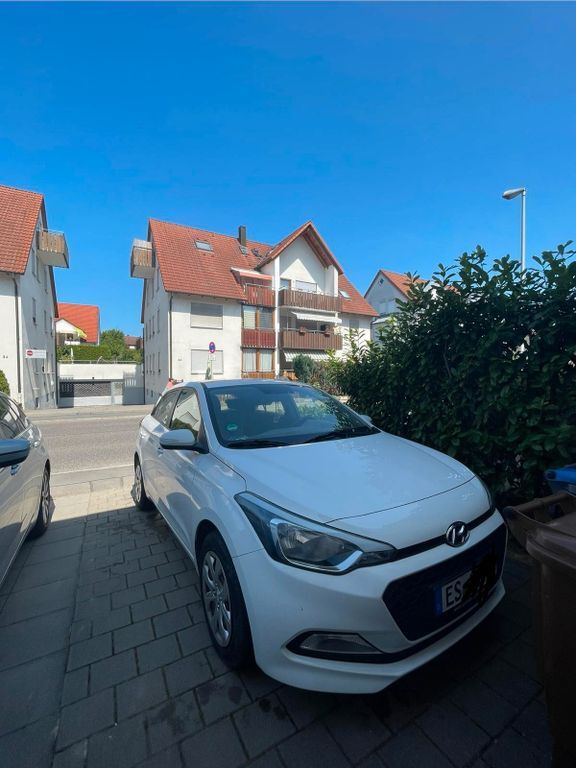 Hyundai i20 92.364 km 5.900 € Wolfschlugen 72649