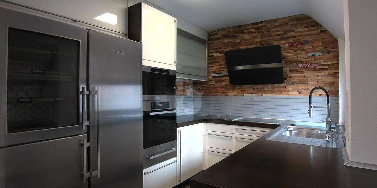 Etagenwohnung Esslingen am Neckar Brühl - 3.5 Zimmer, 125 m&sup2;, 1.500&euro; | Angebot:27364788