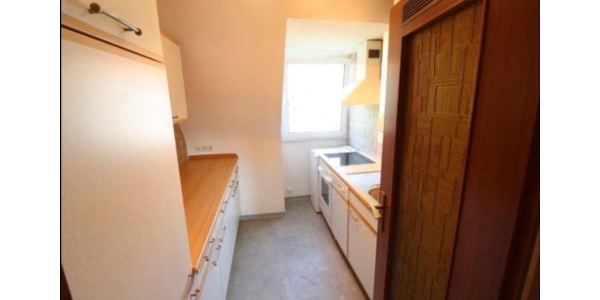 Dachgeschoßwohnung Stuttgart Zuffenhausen - 3 Zimmer, 55 m&sup2;, 550&euro; | Angebot:25304104