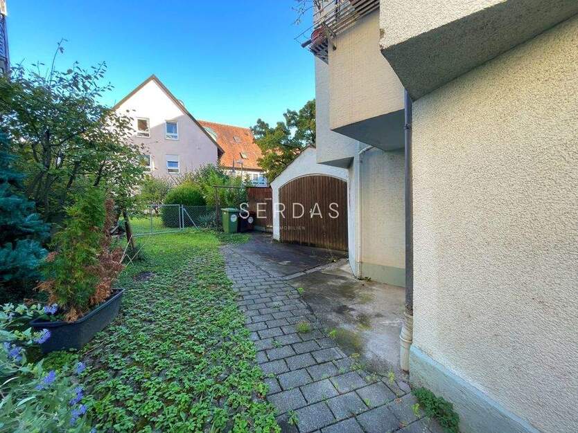 Attraktives 4-Familienhaus in zentraler Lage von Stuttgart-Obertürkheim 1 zimmer