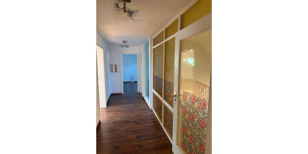 Etagenwohnung Böblingen - 3 Zimmer, 92 m&sup2;, 349.000&euro; | Angebot:26201951