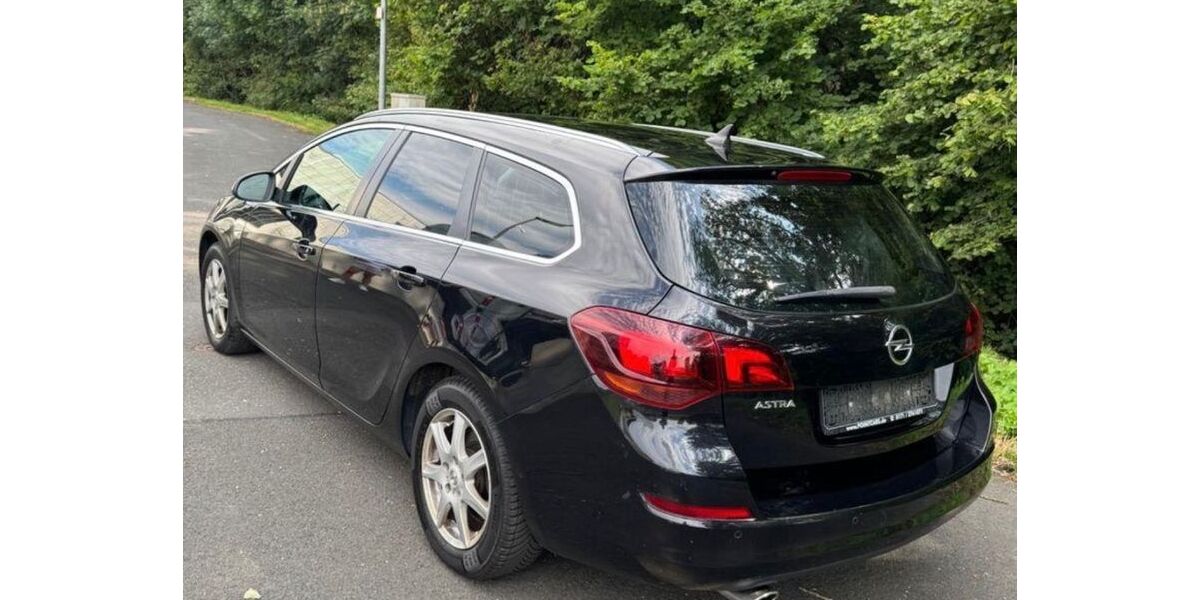 Opel Astra 126.000 km 5.800 &euro; Stuttgart 70372
