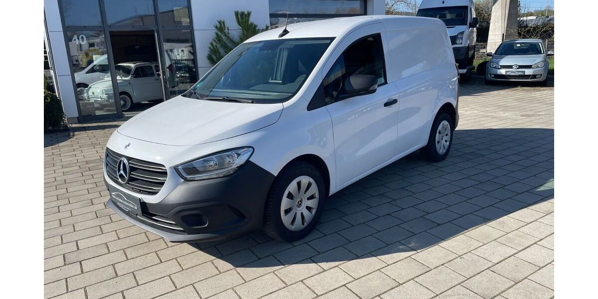 Mercedes-Benz Citan 52.117 km 16.999 &euro; Urbach (30km östlich von Stuttgart) 73660