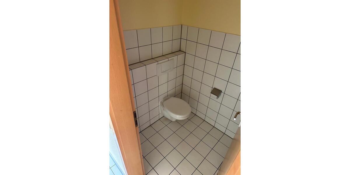 Etagenwohnung Weinstadt - 3 Zimmer, 86 m&sup2;, 300.000&euro; | Angebot:27096386