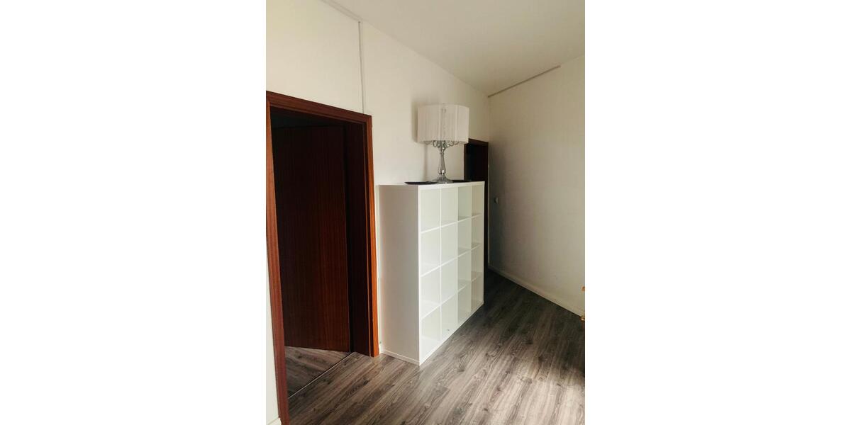 Etagenwohnung Stuttgart Feuerbach - 3 Zimmer, 75 m&sup2;, 1.200&euro; | Angebot:26424794