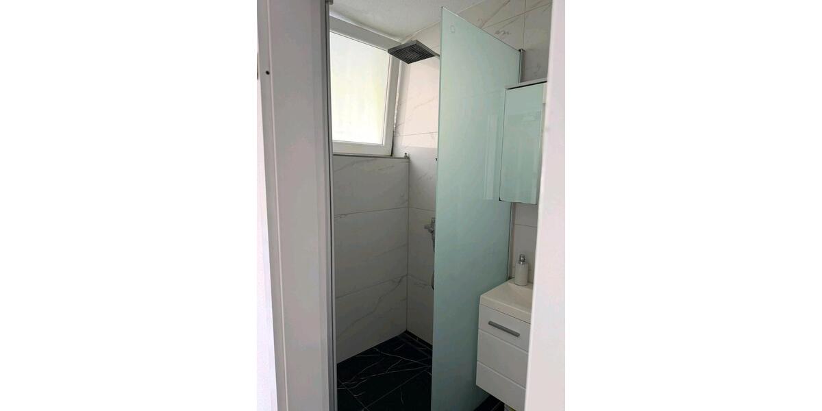 Erdgeschoßwohnung Stuttgart Luginsland - 3 Zimmer, 60 m&sup2;, 309.000&euro; | Angebot:26639907