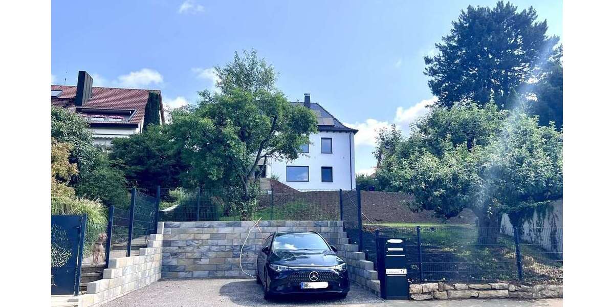 Etagenwohnung Stuttgart Fasanenhof-Ost - 3.5 Zimmer, 105 m&sup2;, 2.195&euro; | Angebot:27031119