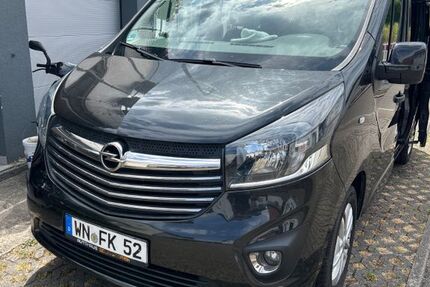 Opel Vivaro 159.000 km 18.999 &euro; Urbach 73660
