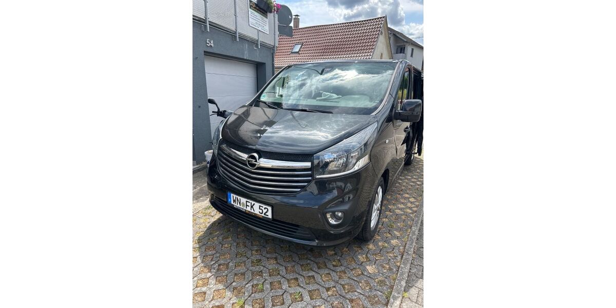 Opel Vivaro 159.000 km 18.999 &euro; Urbach 73660