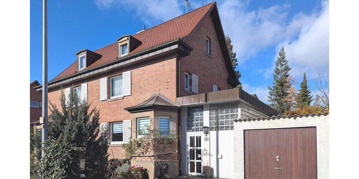 Charmante 1-Familien-Doppelhaushälfte in attraktiver, zentraler Lage! 4 zimmer