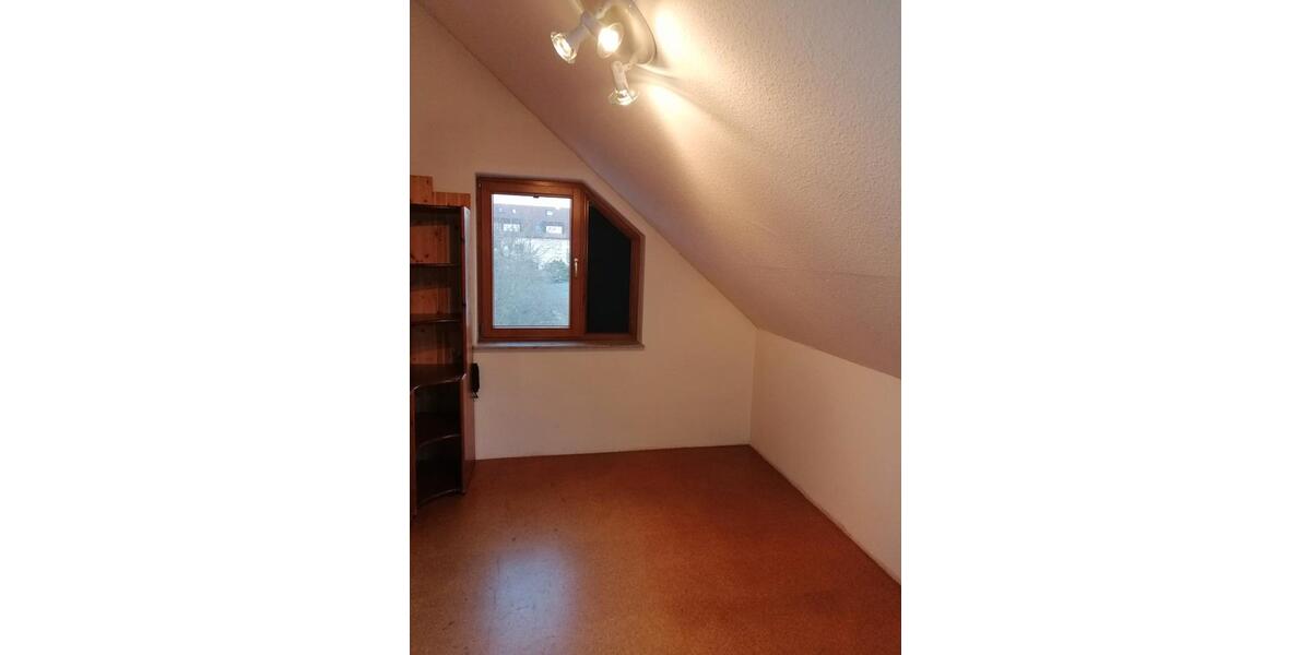 Dachgeschoßwohnung Schwieberdingen - 2 Zimmer, 56 m&sup2;, 197.000&euro; | Angebot:26227464