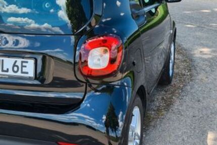Smart ForTwo 16.000 km 11.399 &euro; Schönaich 71101