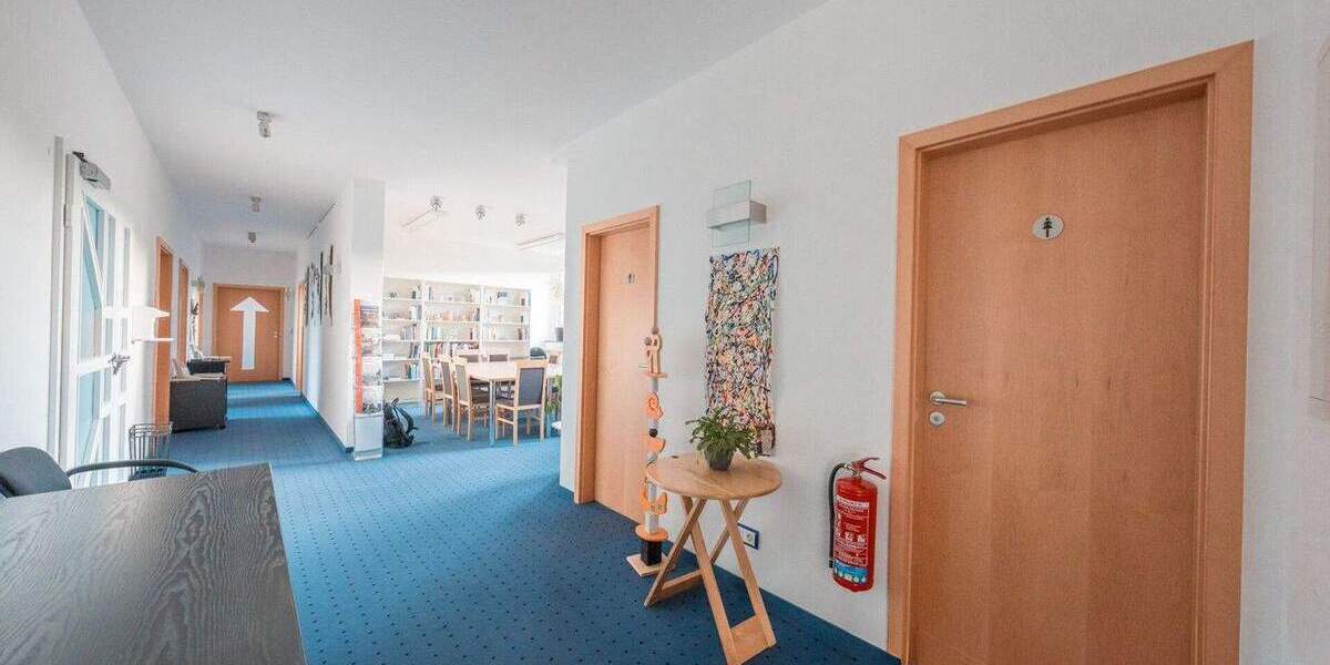 Gewerbeobjekt Remseck am Neckar / Neckargröningen Neckargröningen - 7 Zimmer, 168 m&sup2;, 398.000&euro; | Angebot:24811644