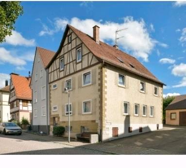 Einfamilienhaus Leonberg - 11 Zimmer, 206 m&sup2;, 450.000&euro; | Angebot:26552119