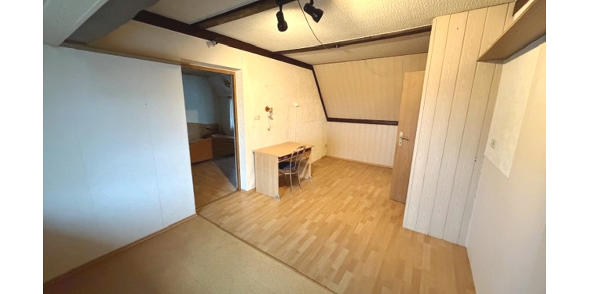 Einfamilienhaus mit Modernisierungsbedarf in zentraler Lage von Marbach - Einfamilienhaus Marbach am Neckar Marbach | Angebot:24976626