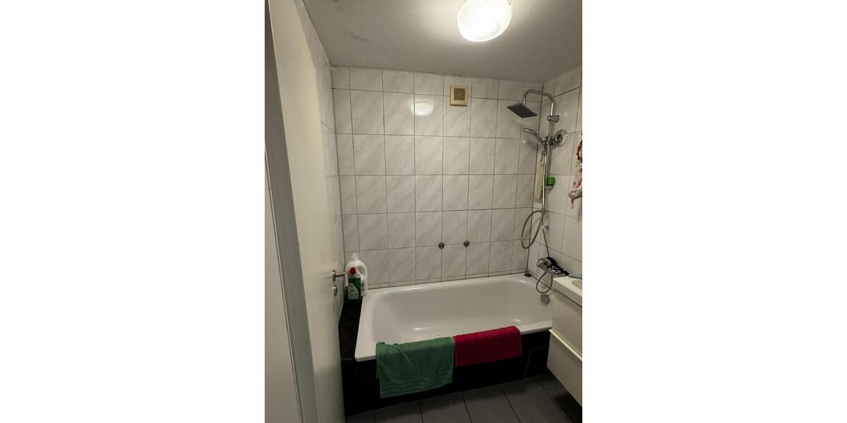 Hochparterre Filderstadt - 3 Zimmer, 76 m&sup2;, 300.000&euro; | Angebot:26852715