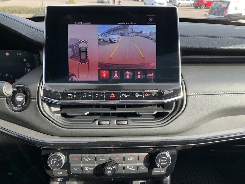 Jeep Compass 1.3 T4 4xe PLUG-IN HYBRID Automatik S 6.500 km 39.900 € Backnang, 71522